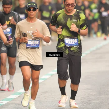 Runner Photo 5621649