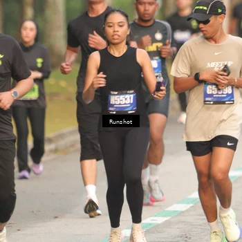 Runner Photo 5621659