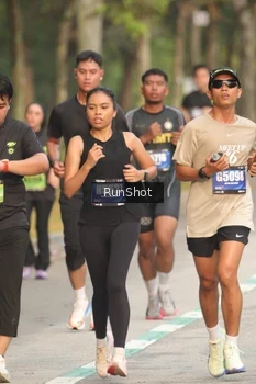 Runner Photo 5621691