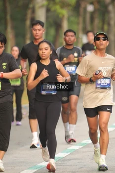 Runner Photo 5621692