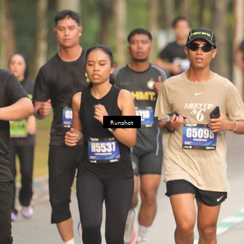 Runner Photo 5621707