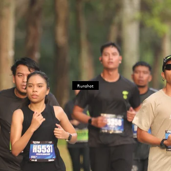 Runner Photo 5621713
