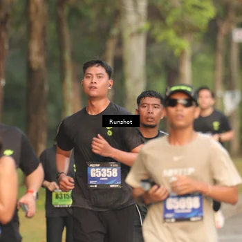 Runner Photo 5621714
