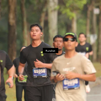 Runner Photo 5621717