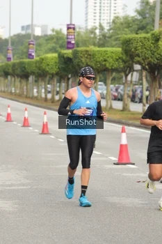 Runner Photo 5621721