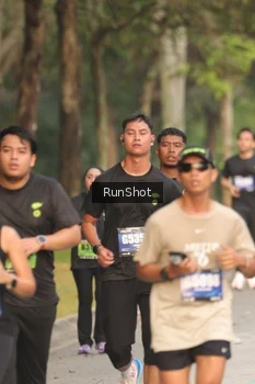 Runner Photo 5621724
