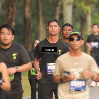 Runner Photo 5621725