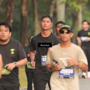 Runner Photo 5621727