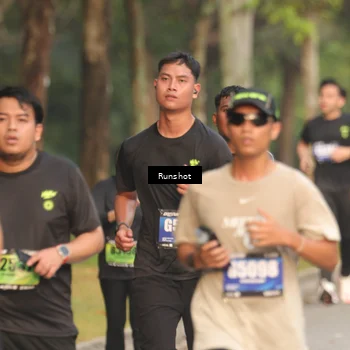 Runner Photo 5621728