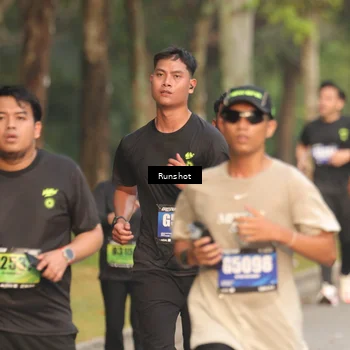 Runner Photo 5621735