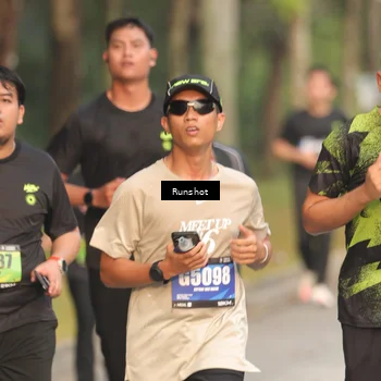 Runner Photo 5621736