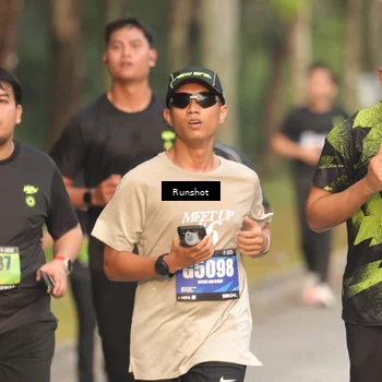 Runner Photo 5621737