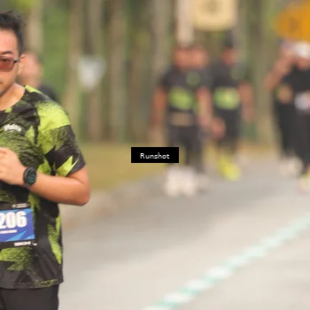Runner Photo 5621757