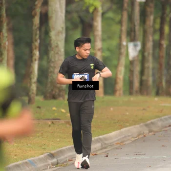 Runner Photo 5621773