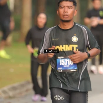 Runner Photo 5621813