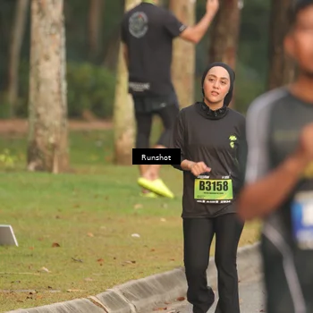 Runner Photo 5621835