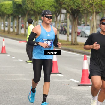 Runner Photo 5621863