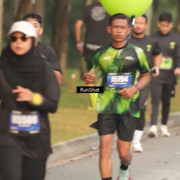 Runner Photo 5621874