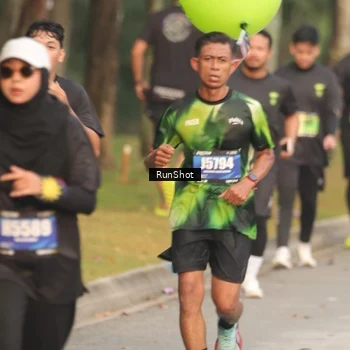 Runner Photo 5621875