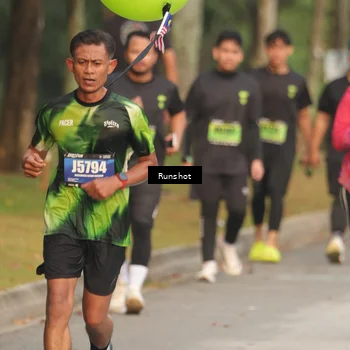 Runner Photo 5621884