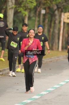 Runner Photo 5621918