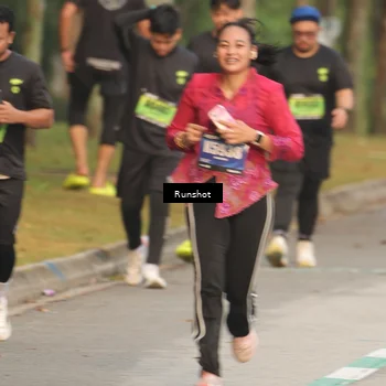 Runner Photo 5621940