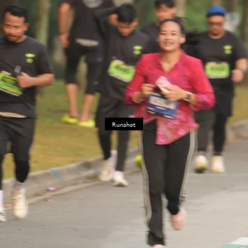 Runner Photo 5621944