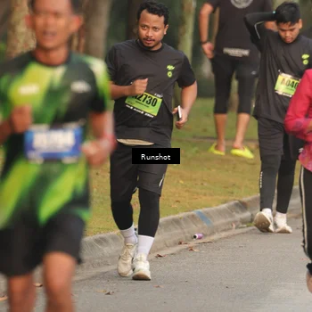 Runner Photo 5621946