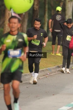 Runner Photo 5621957