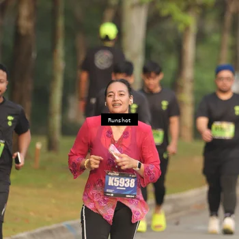 Runner Photo 5621976