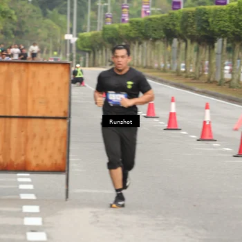 Runner Photo 5622016
