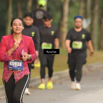 Runner Photo 5622024