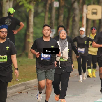 Runner Photo 5622160