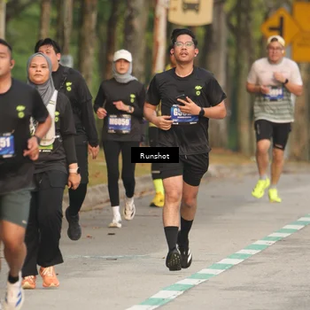 Runner Photo 5622250