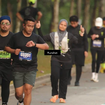 Runner Photo 5622317