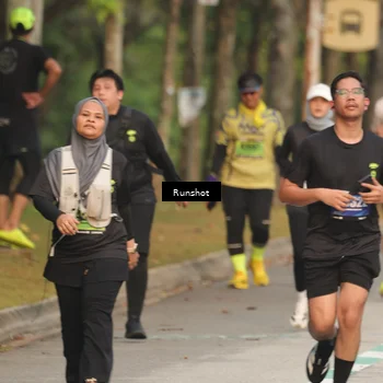 Runner Photo 5622393