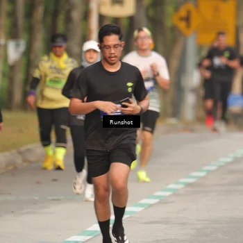 Runner Photo 5622436