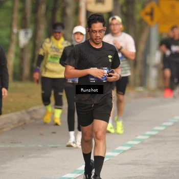 Runner Photo 5622449