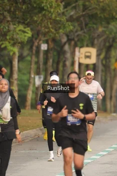 Runner Photo 5622530