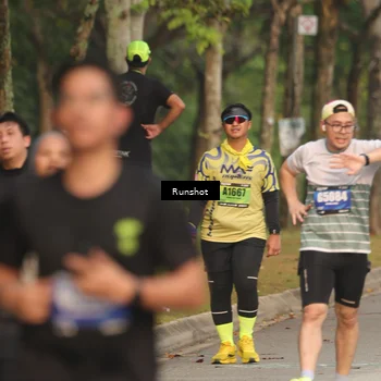 Runner Photo 5622876
