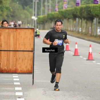 Runner Photo 5622975