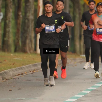 Runner Photo 5622997