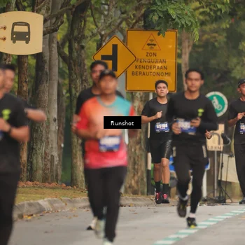 Runner Photo 5623053