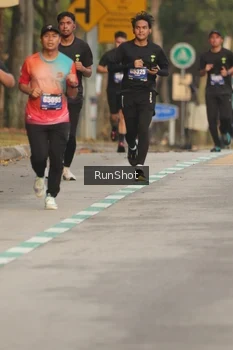 Runner Photo 5623115