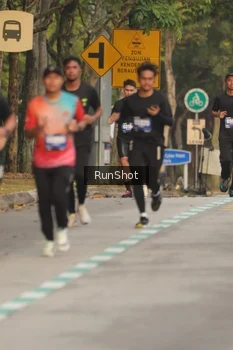 Runner Photo 5623123