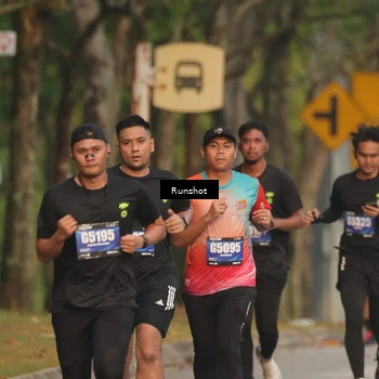 Runner Photo 5623187