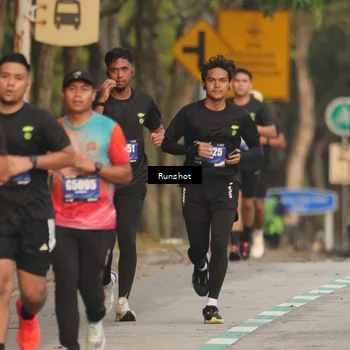 Runner Photo 5623217