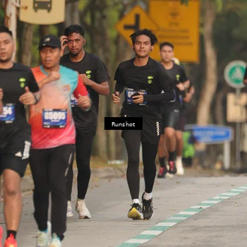 Runner Photo 5623241