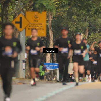 Runner Photo 5623335