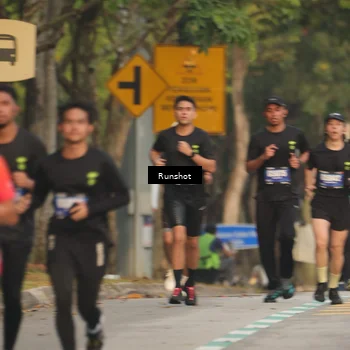 Runner Photo 5623357